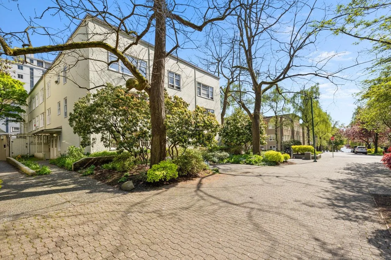 1565 Burnaby Street #204