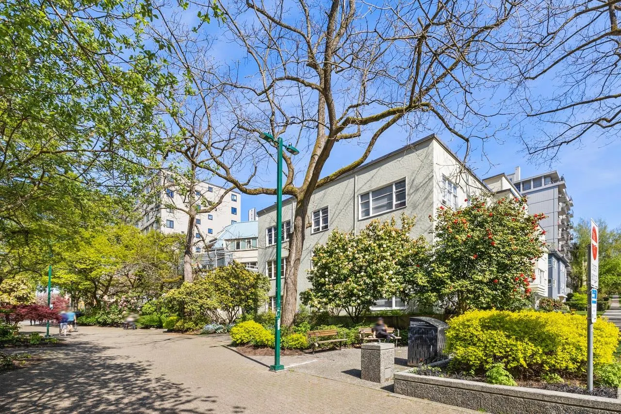 1565 Burnaby Street #204