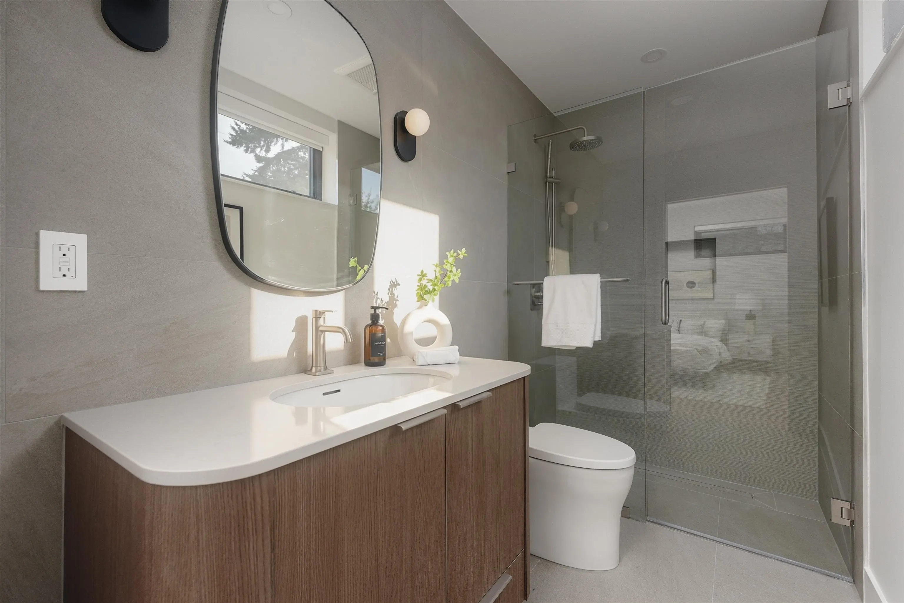 2637 W 12th Avenue #2