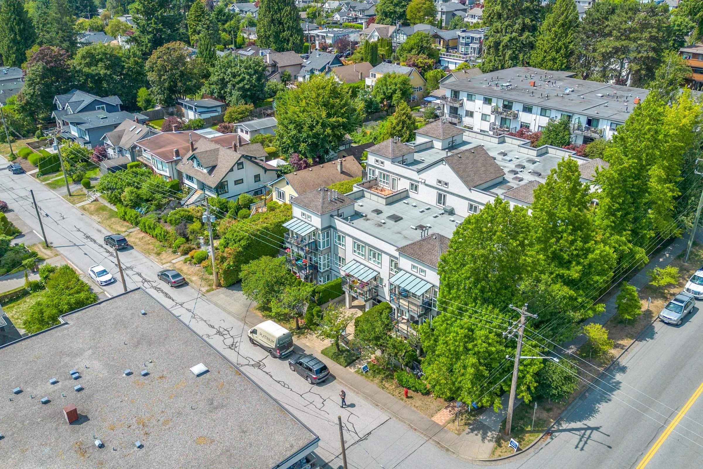 106 W Kings Road #403