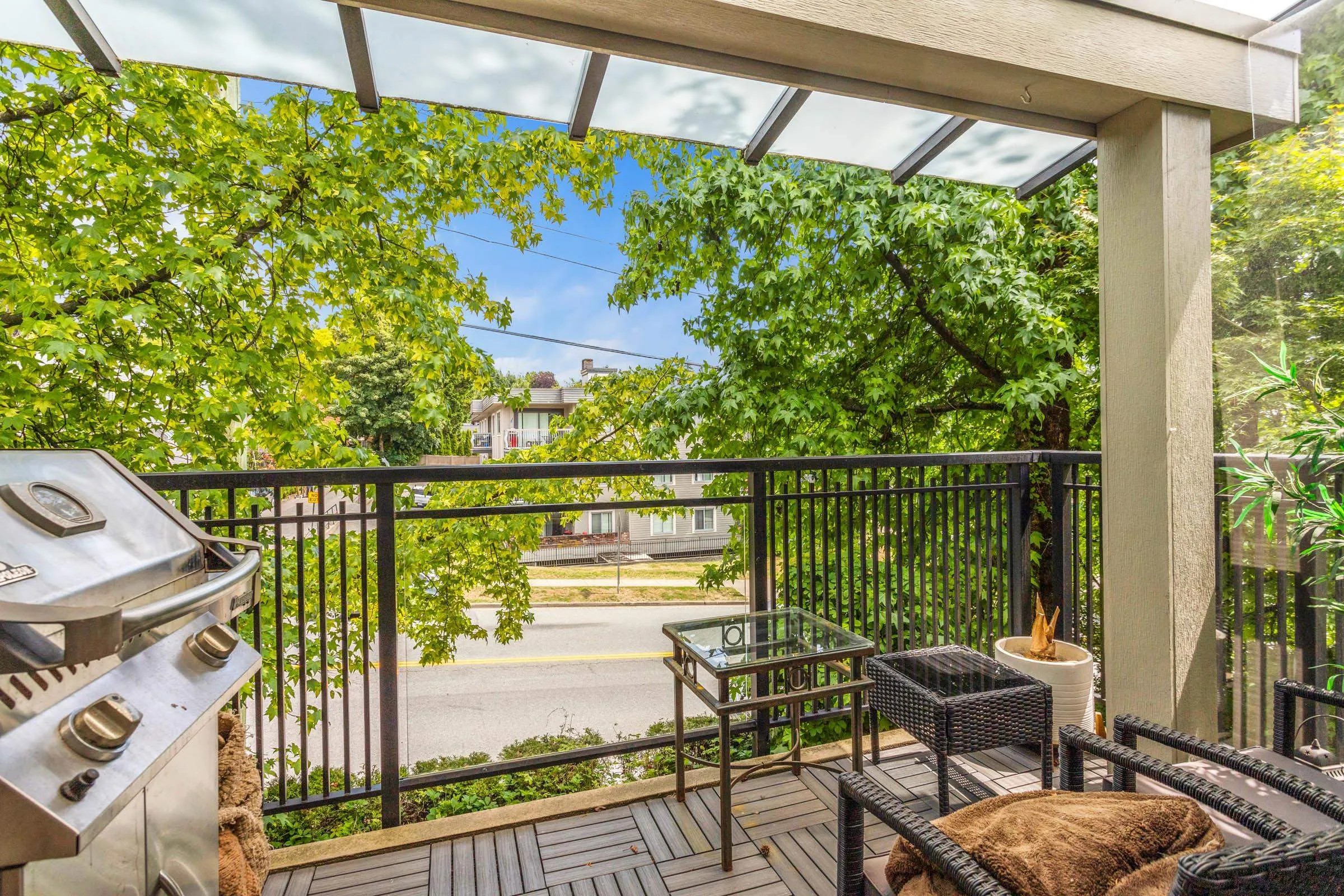 106 W Kings Road #403