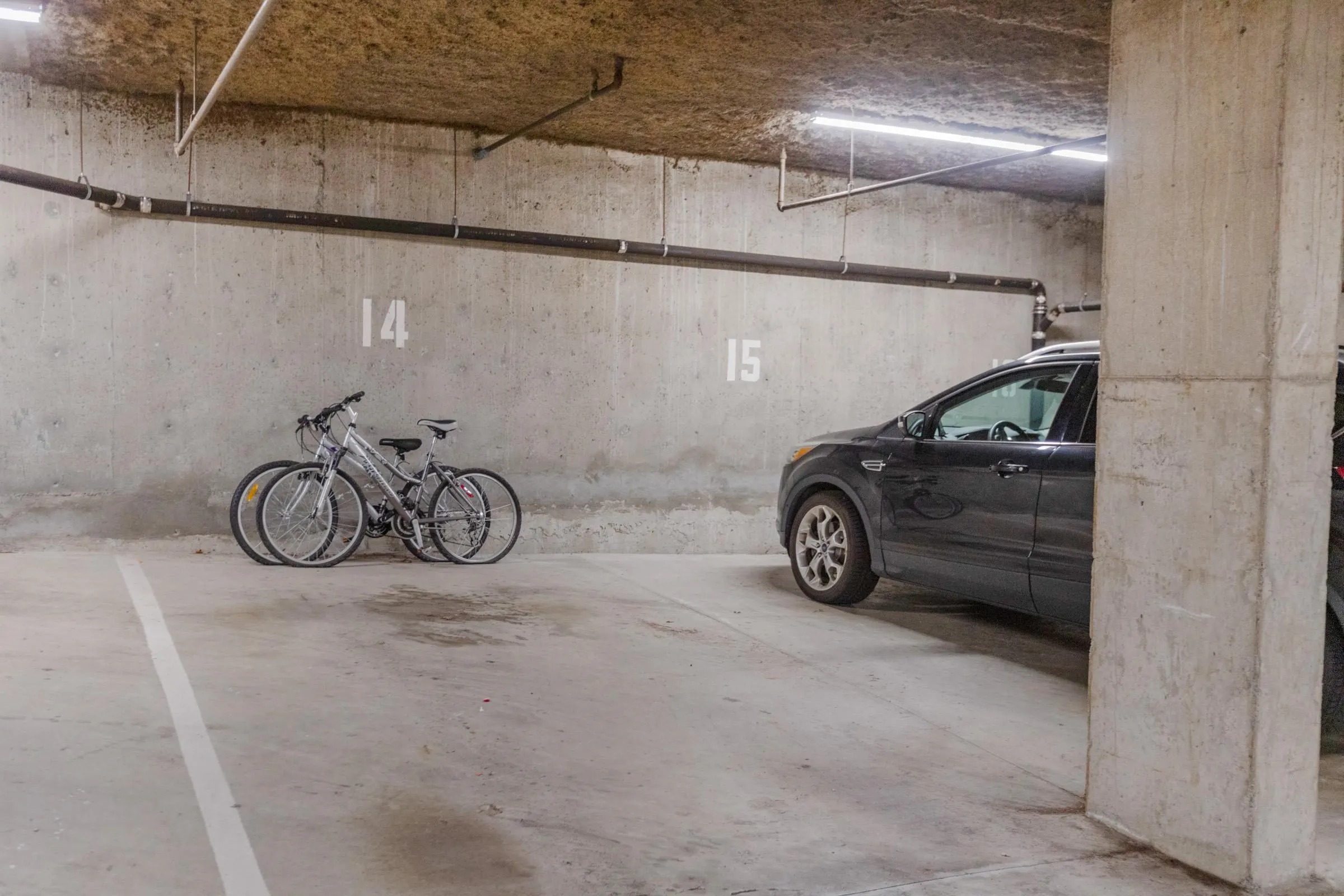 106 W Kings Road #403