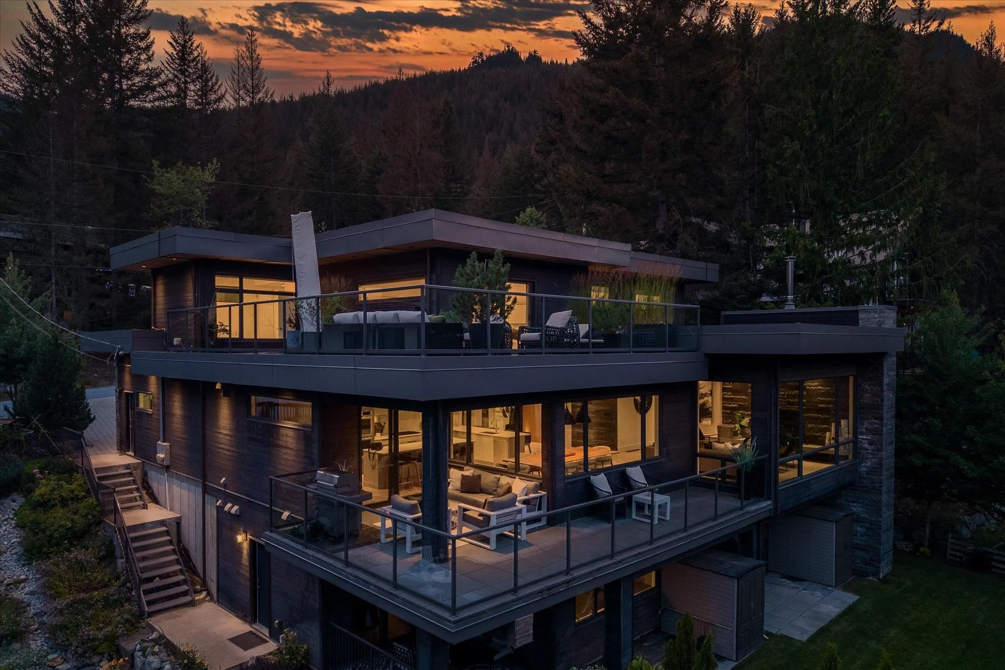 8206 Mountain View Drive