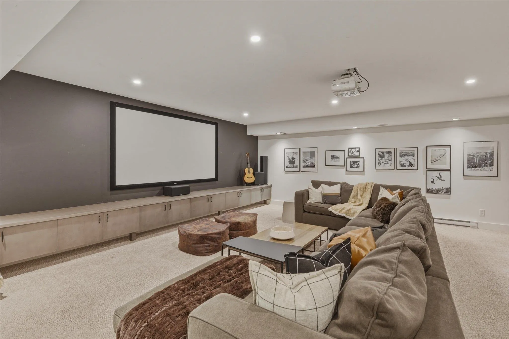 8206 Mountain View Drive