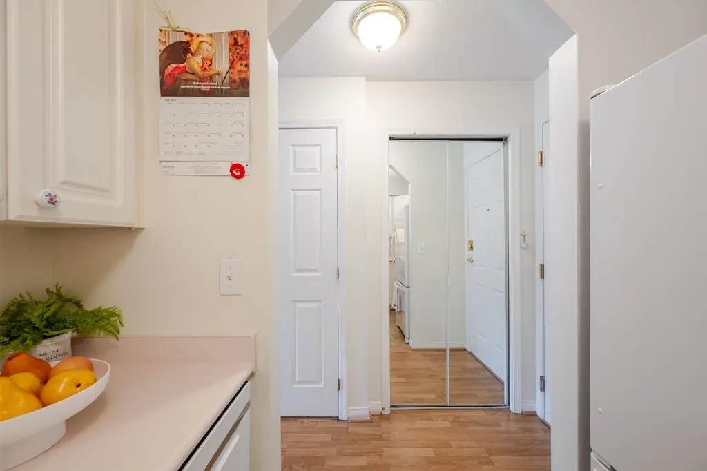 20727 Douglas Crescent #101