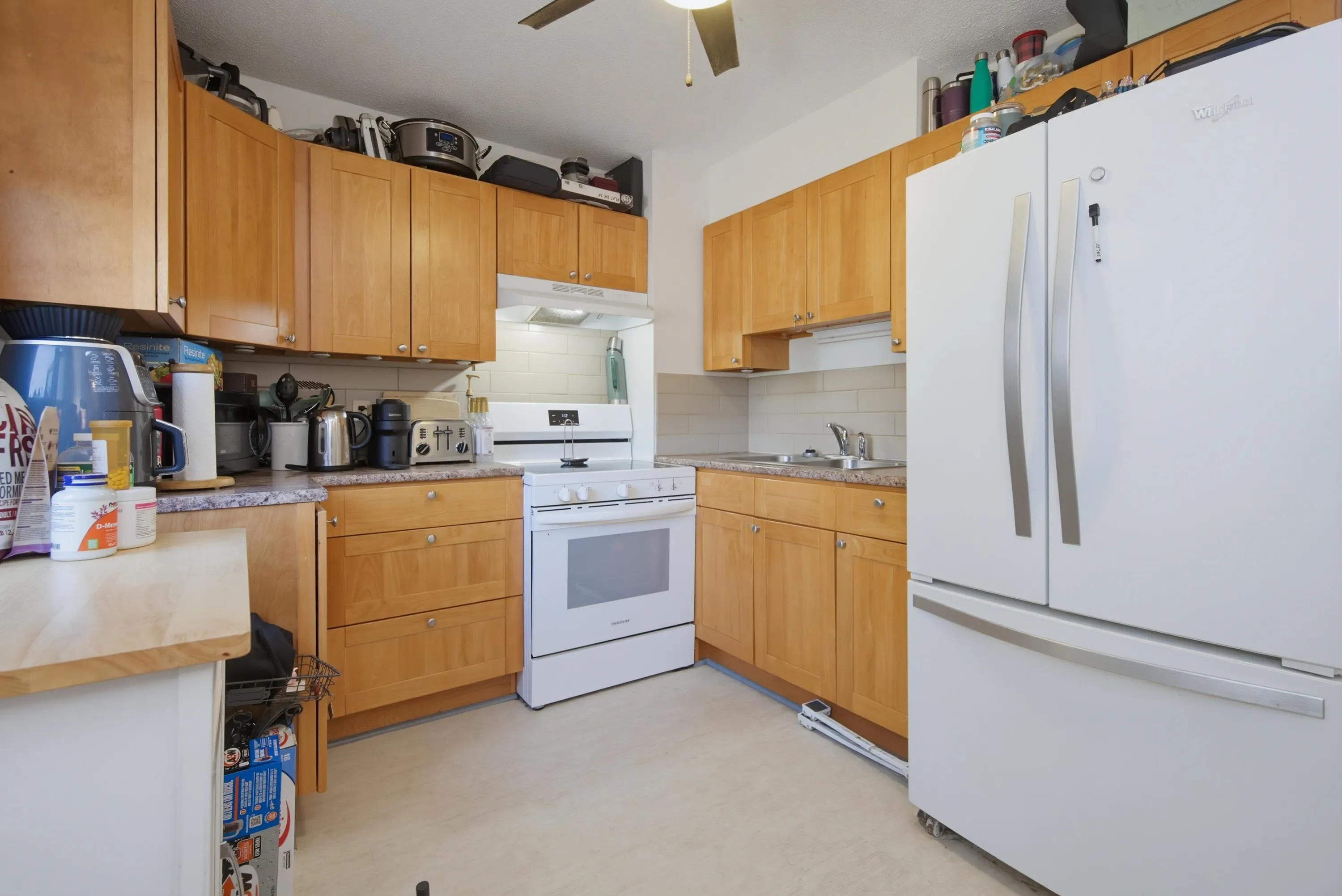 5351 200 Street #28