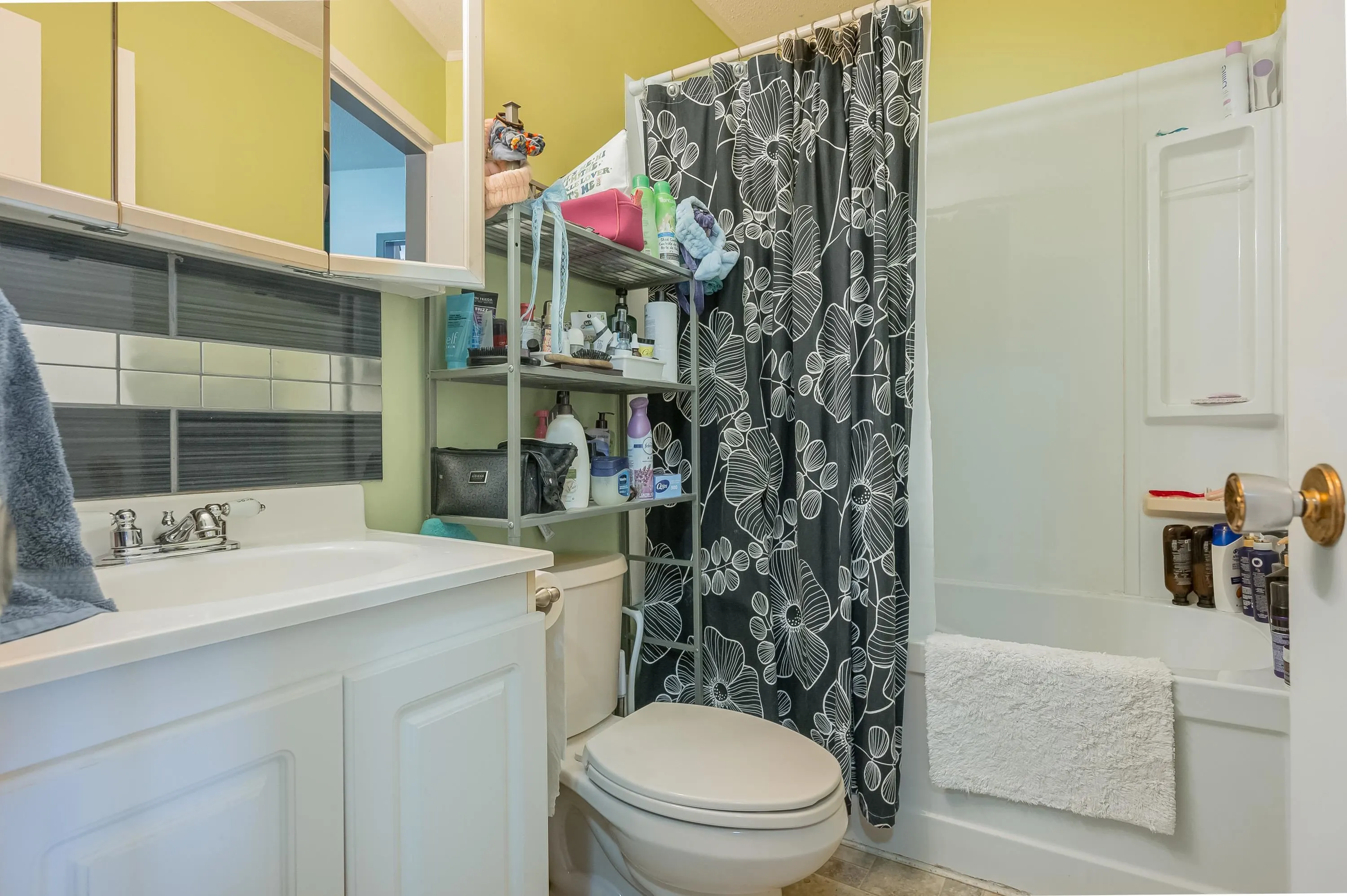 5351 200 Street #28