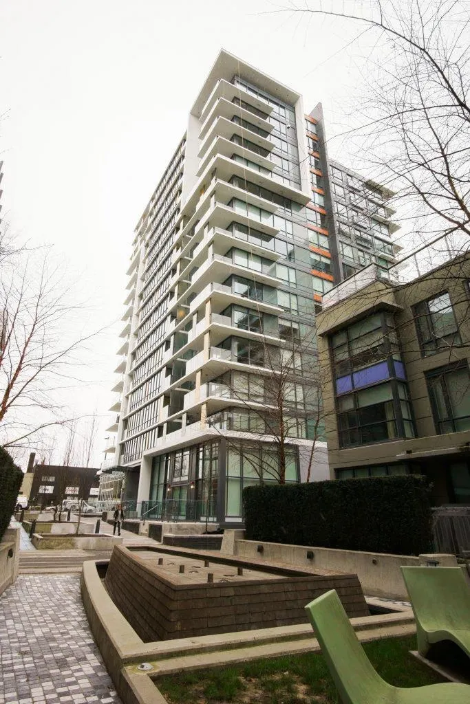 159 W 2nd Avenue #606