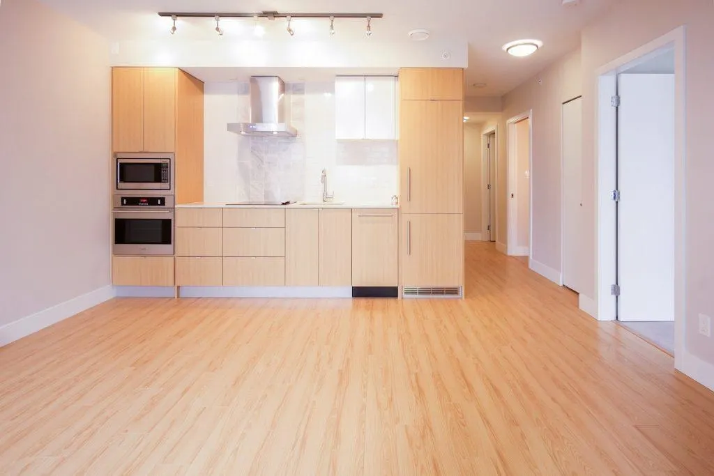 159 W 2nd Avenue #606