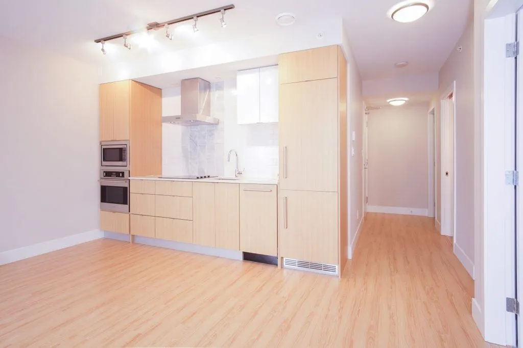 159 W 2nd Avenue #606