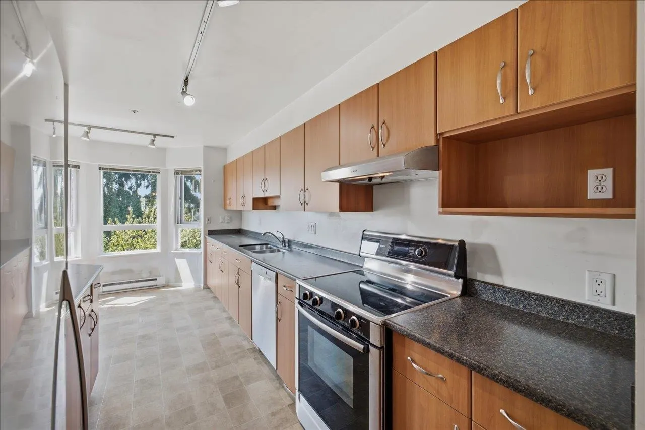 2250 SE Marine Drive #303