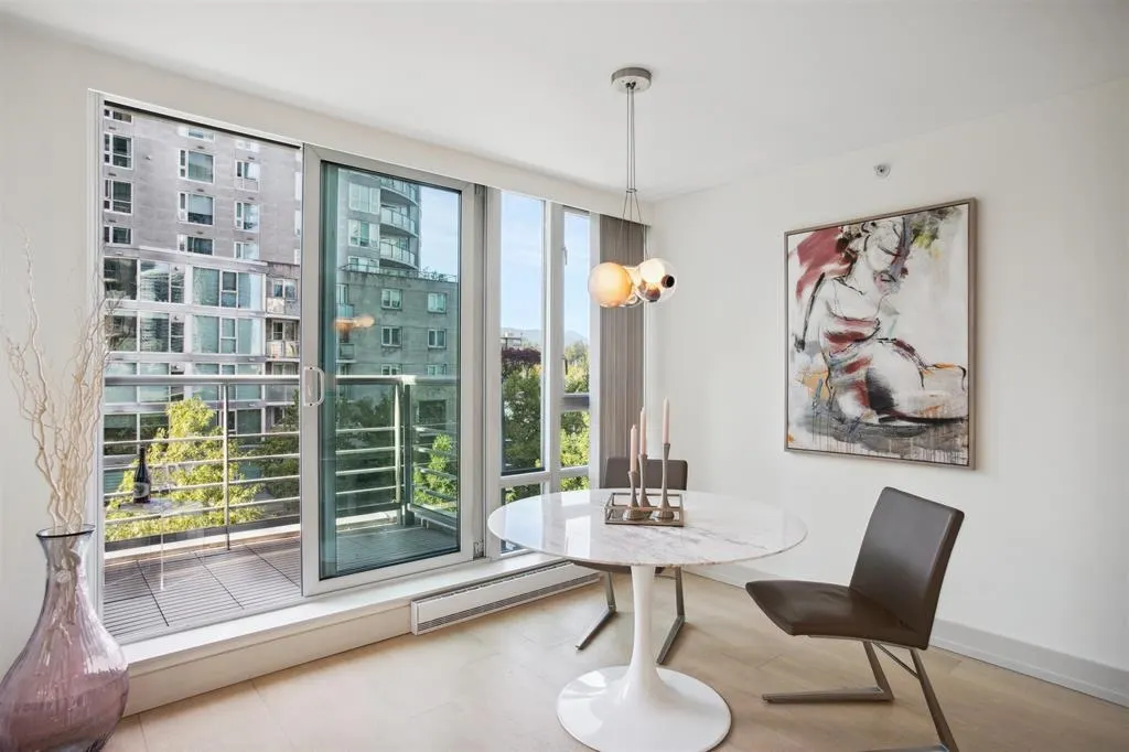 590 Nicola Street #408