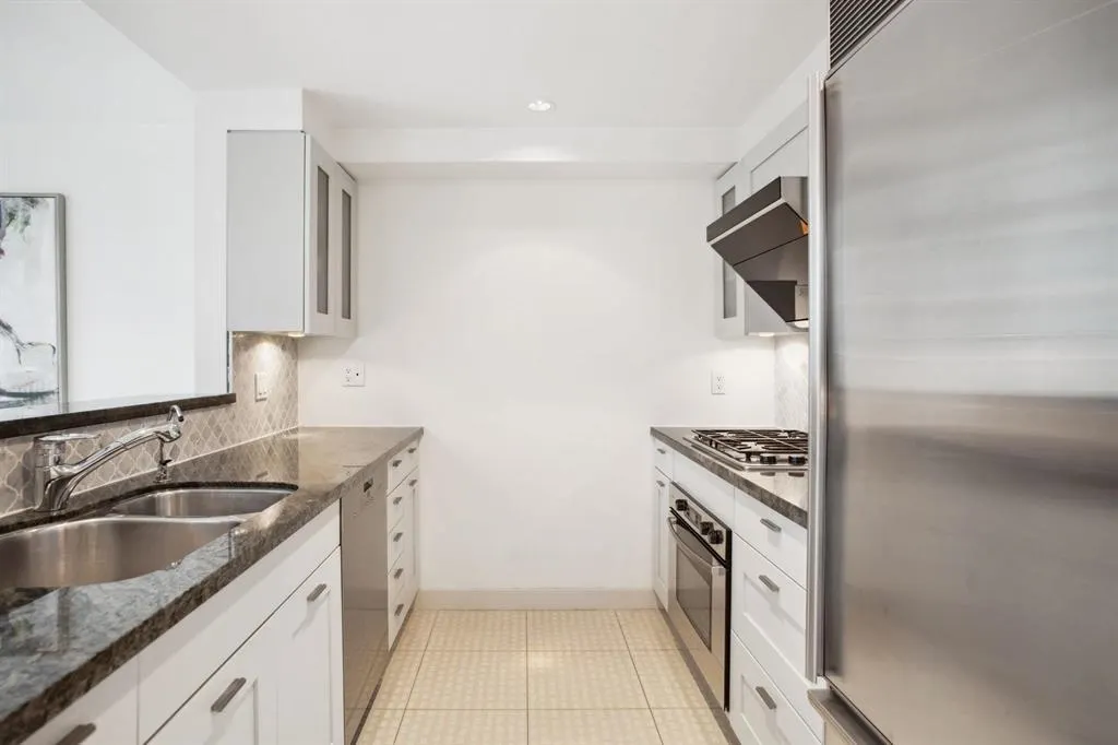 590 Nicola Street #408