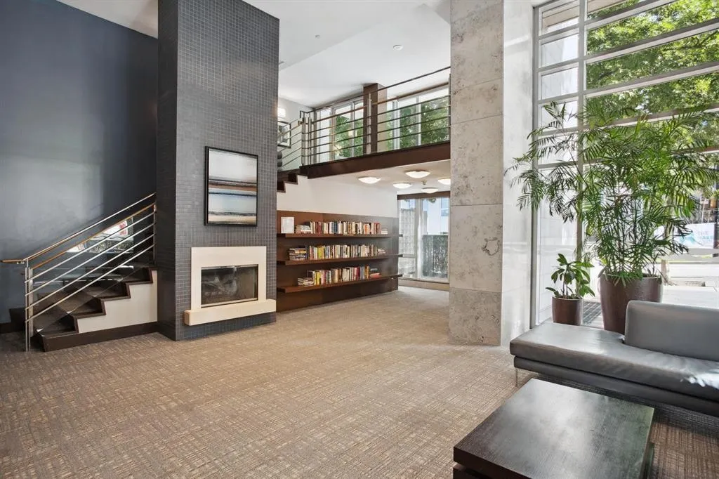 590 Nicola Street #408