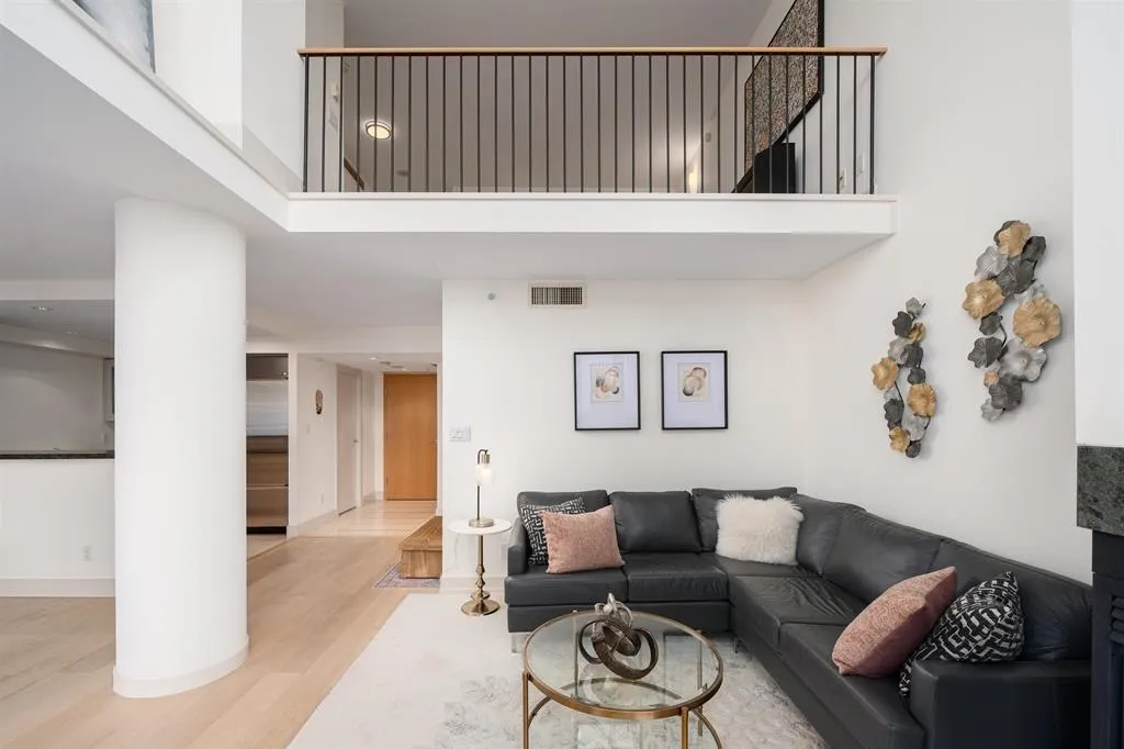 590 Nicola Street #408