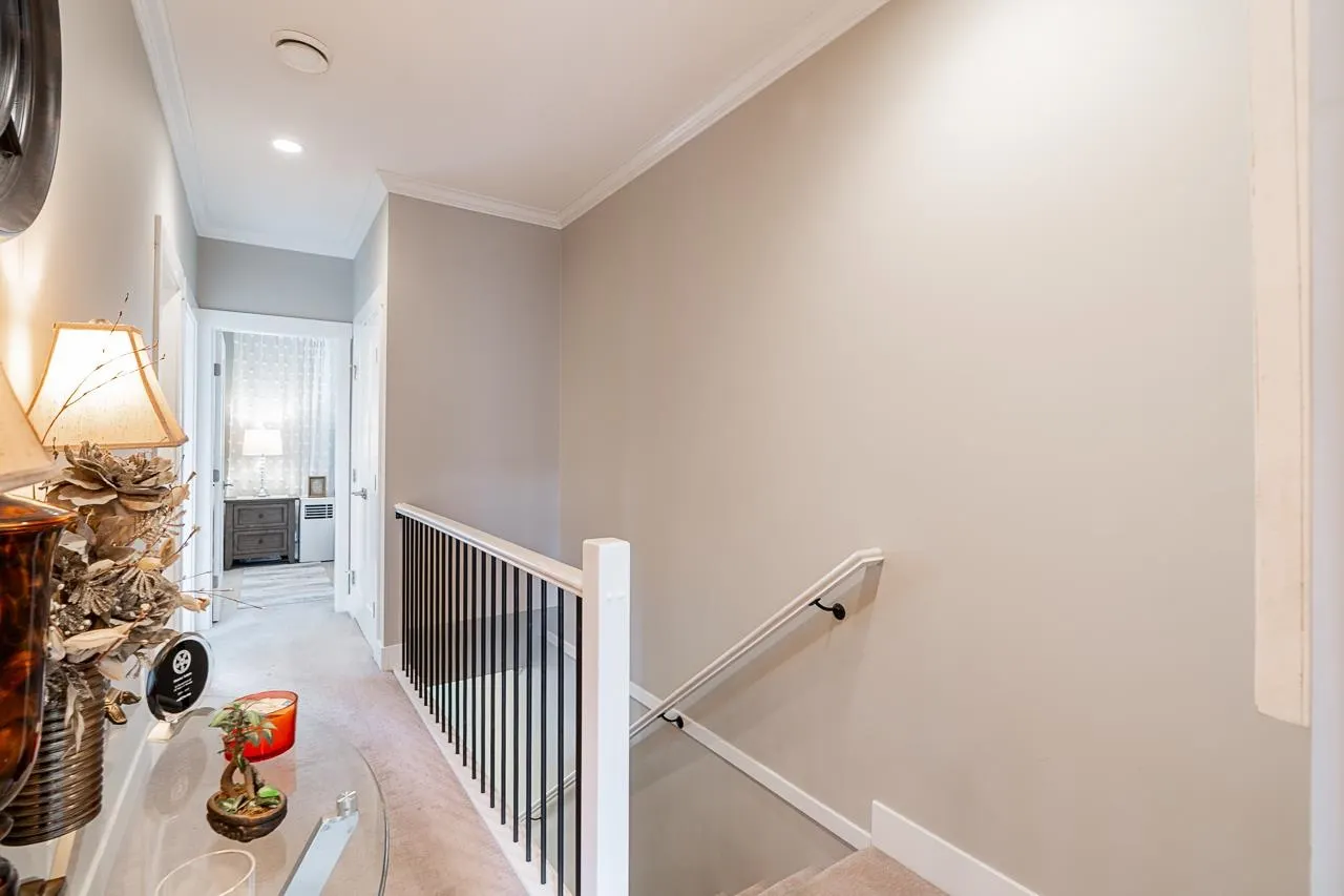 16488 64 Avenue #90