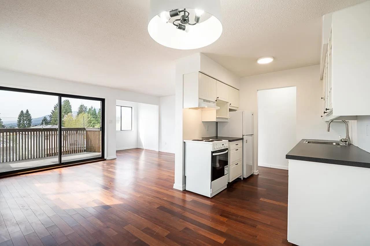 107 W 27th Street #203