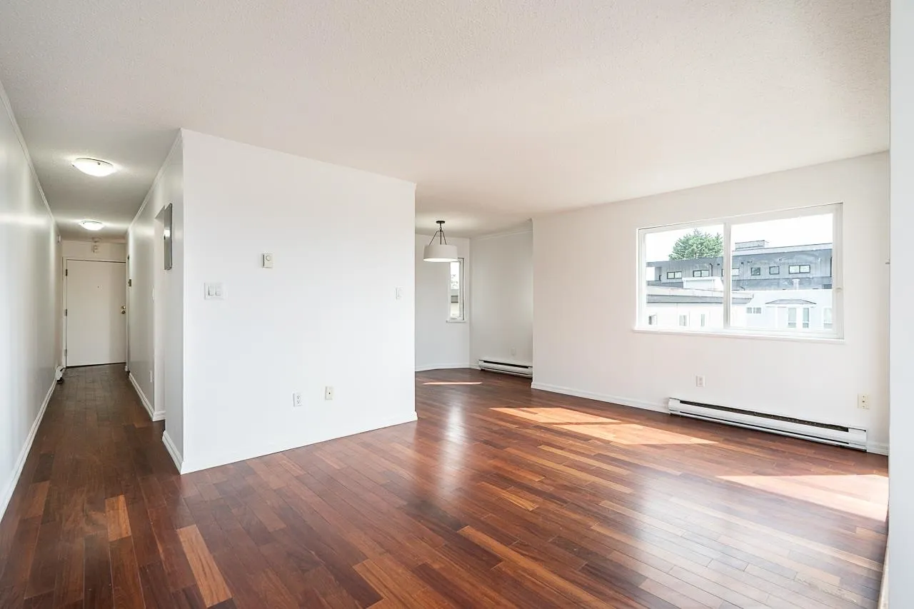 107 W 27th Street #203
