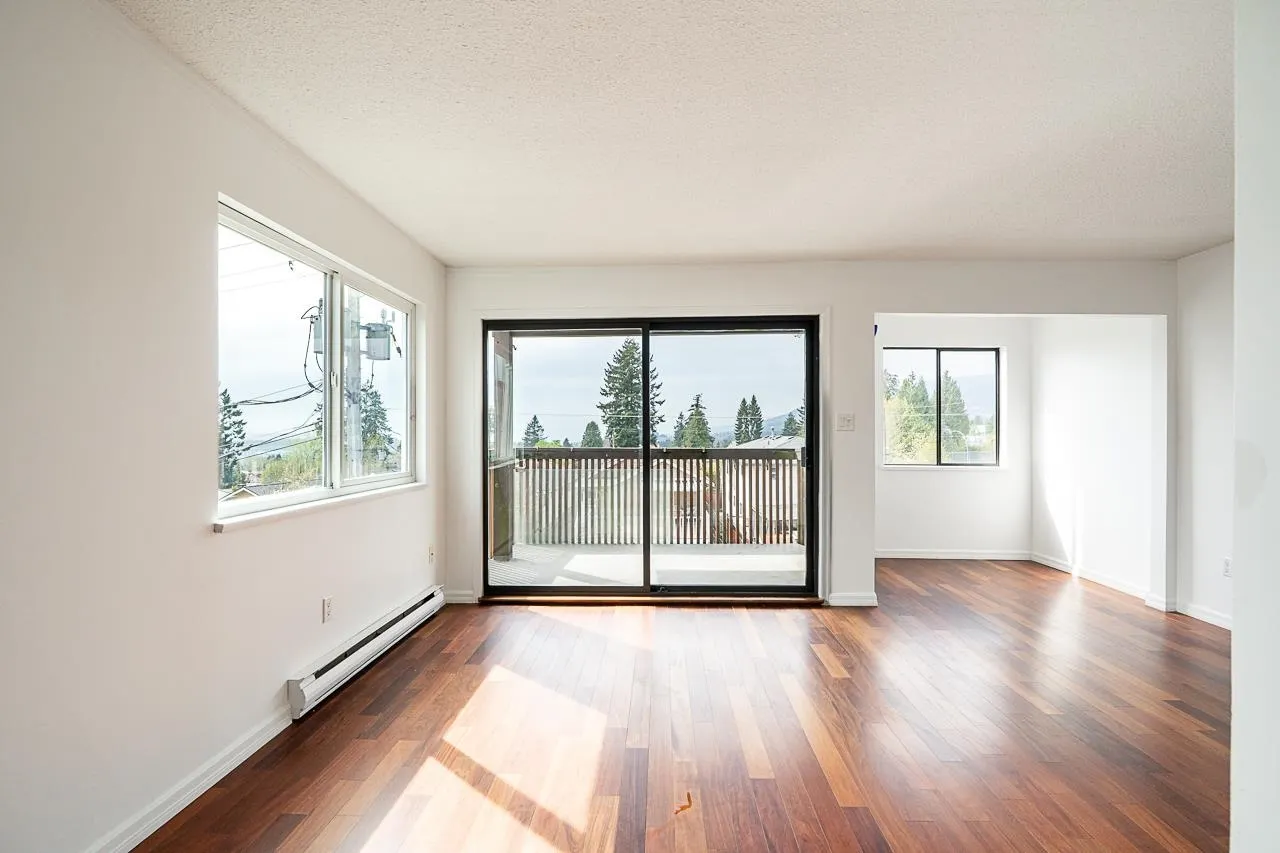 107 W 27th Street #203