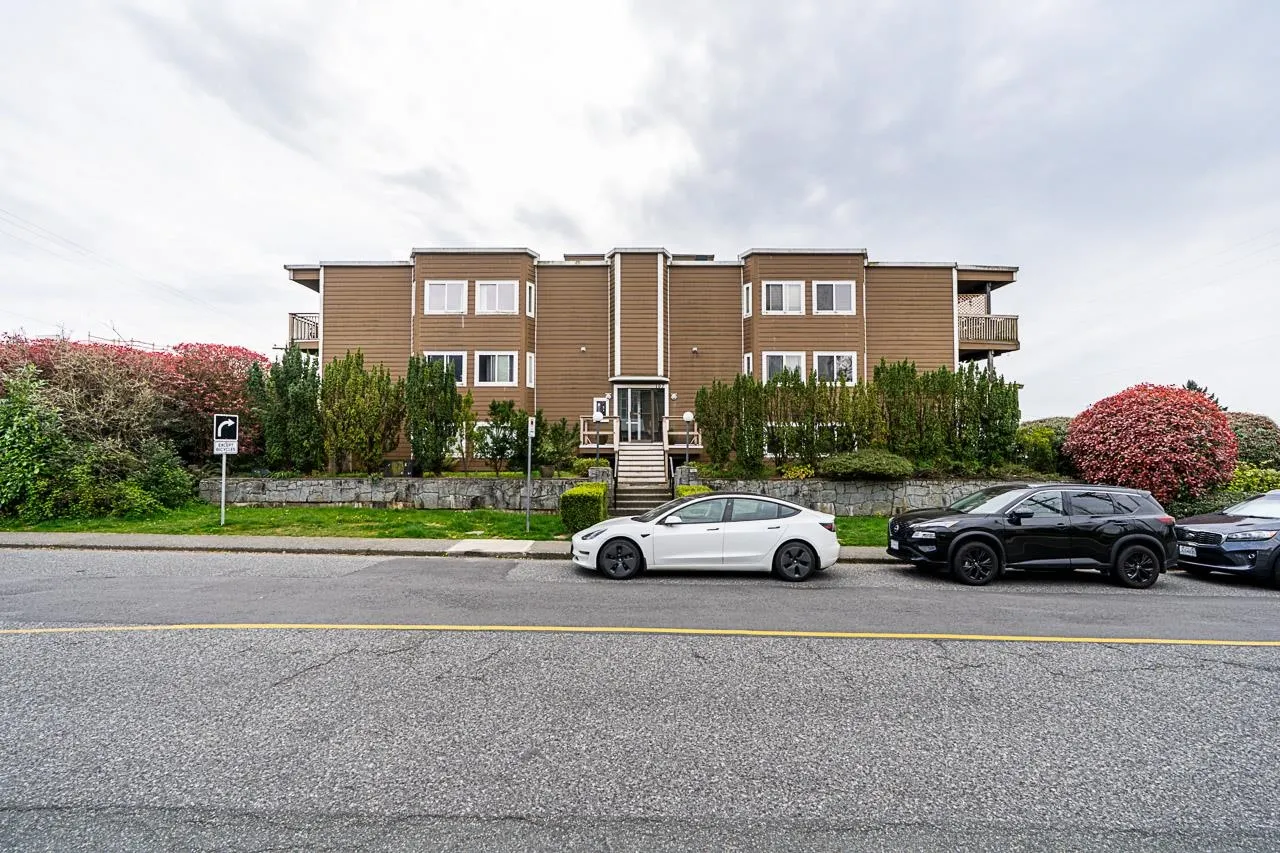 107 W 27th Street #203