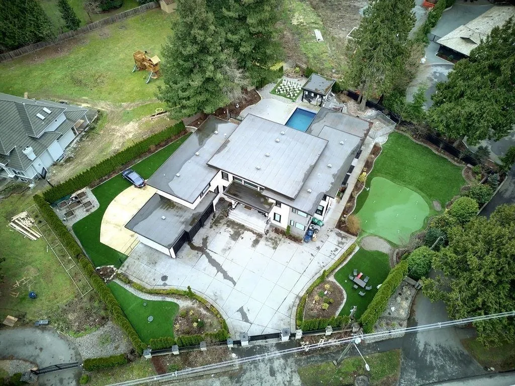 13396 Crescent Road