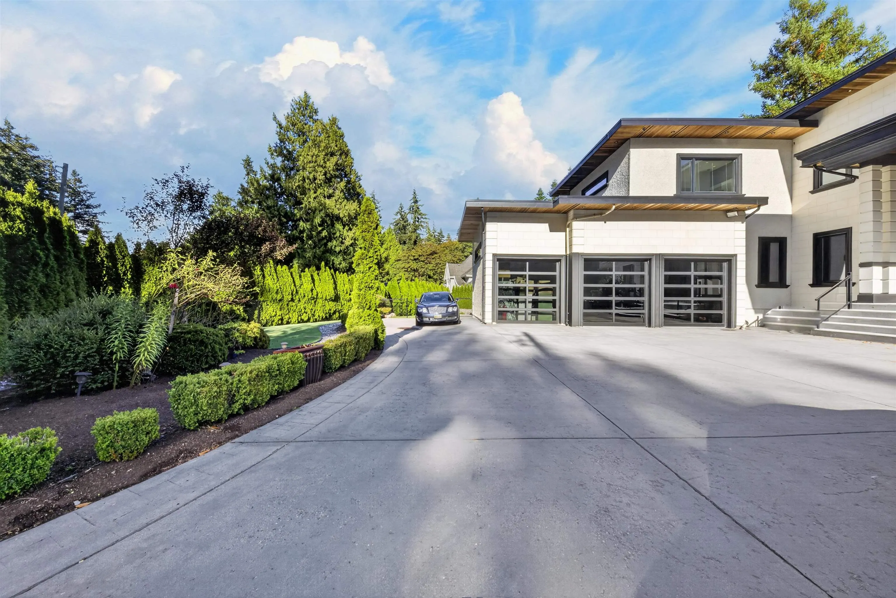 13396 Crescent Road