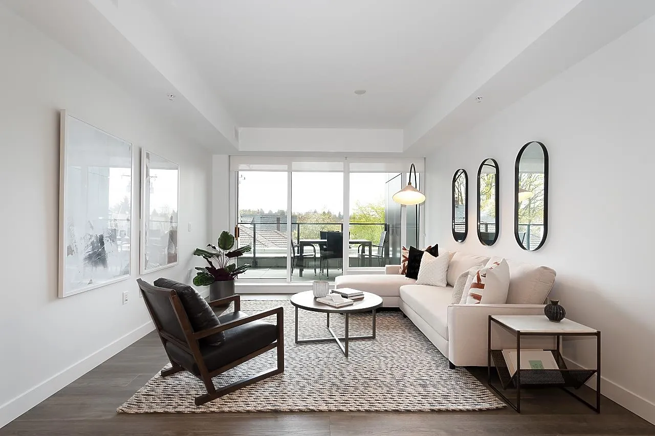 717 W 17th Avenue #201