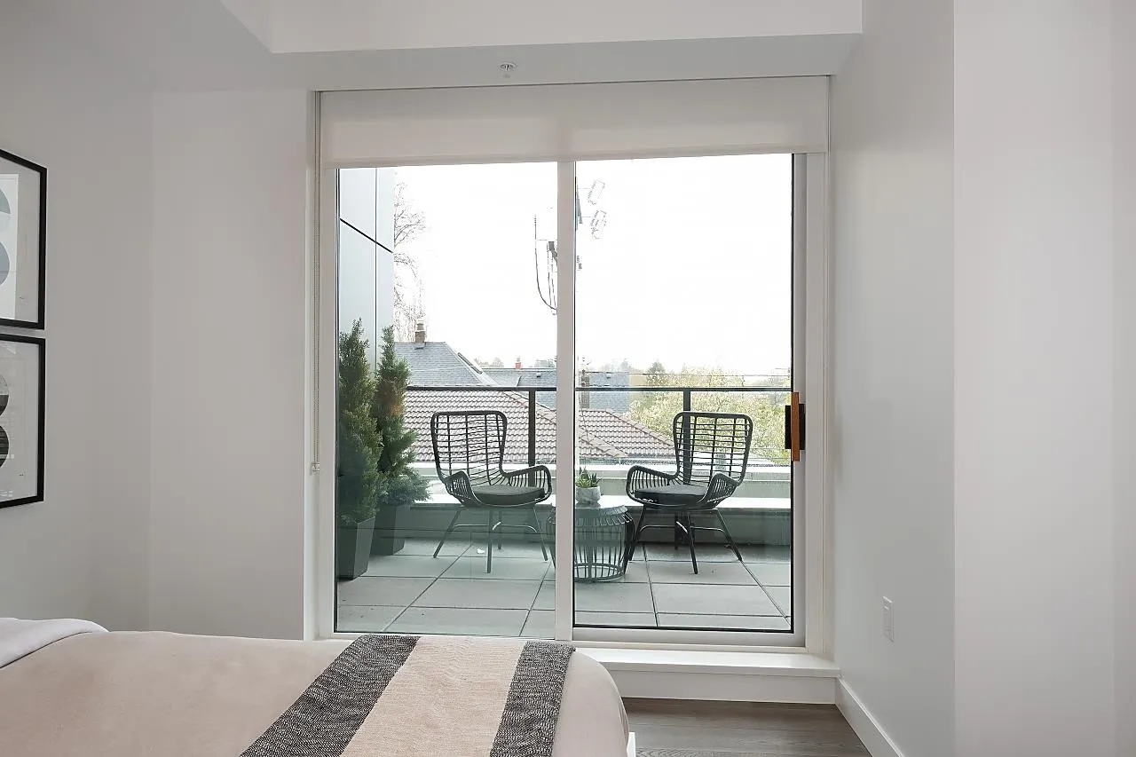717 W 17th Avenue #201