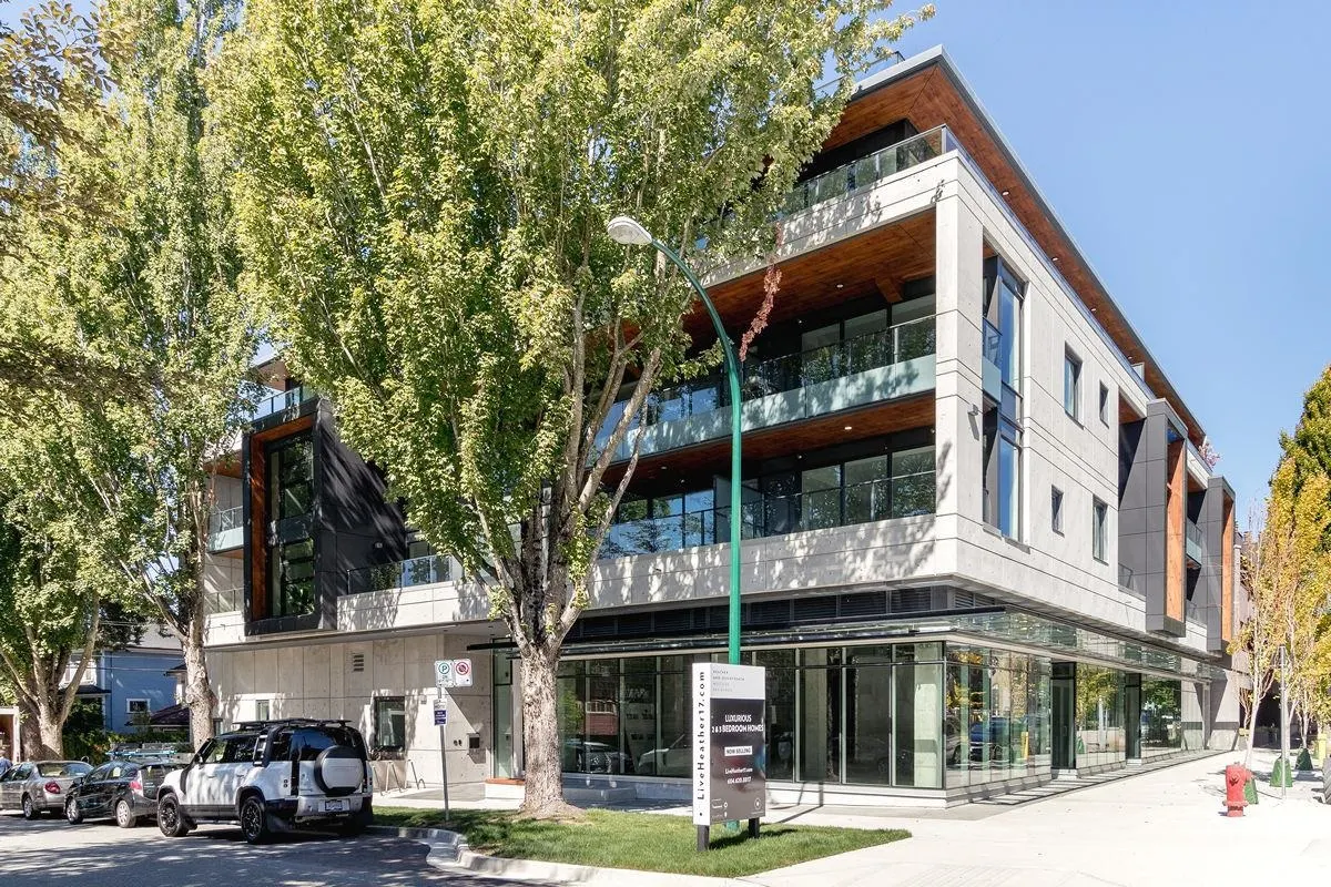 717 W 17th Avenue #201