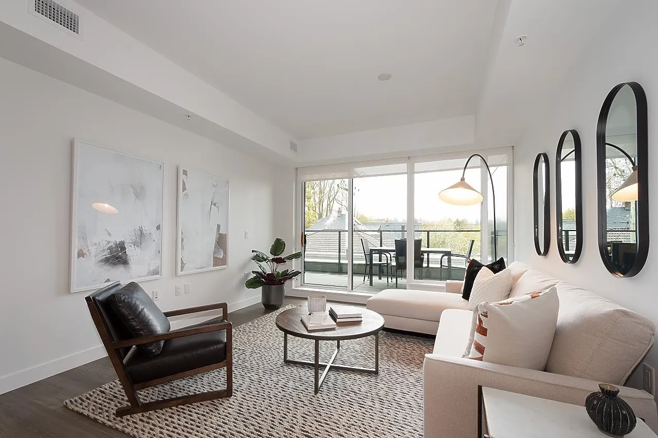 717 W 17th Avenue #201