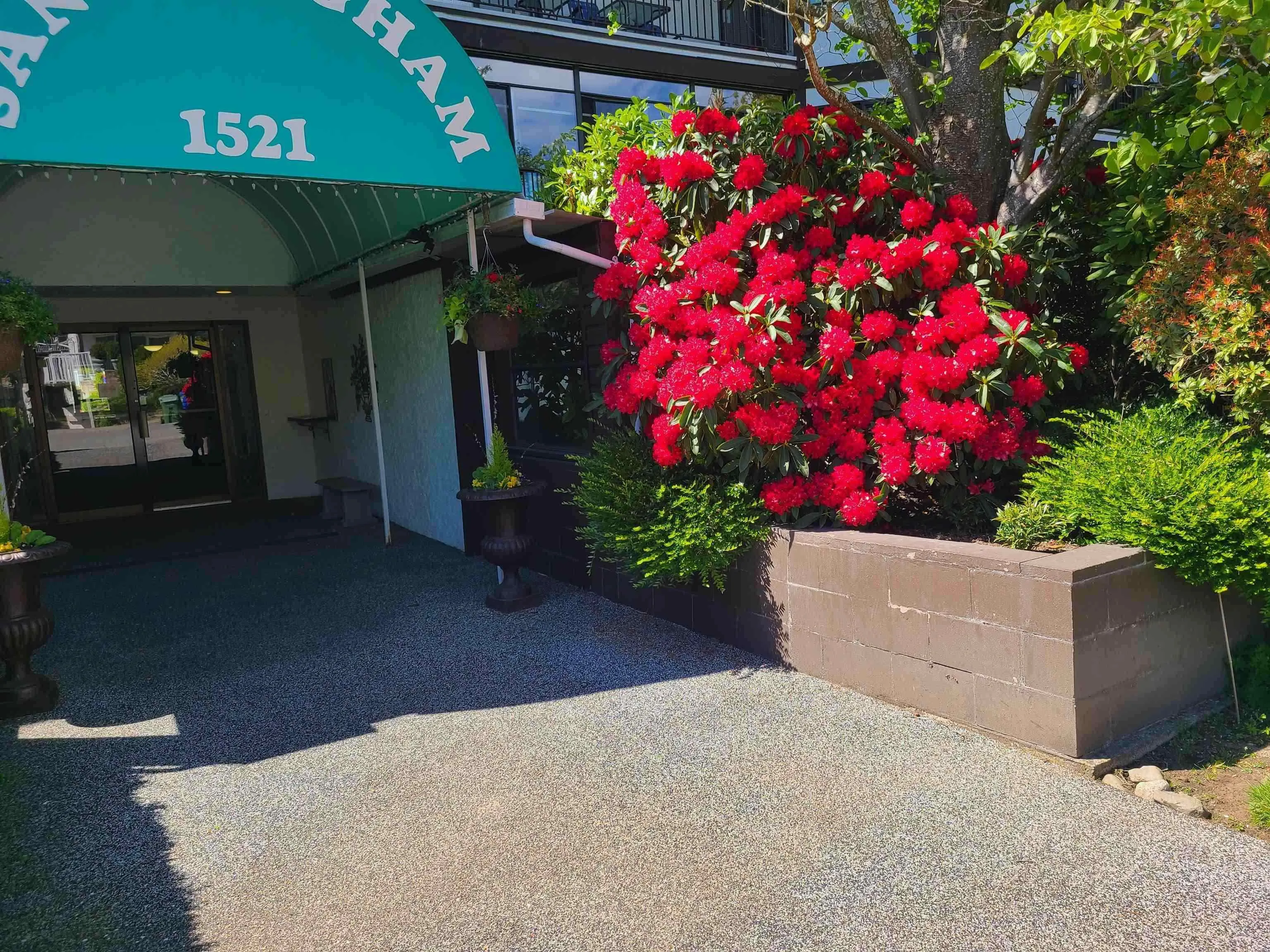 1521 Blackwood Street #111