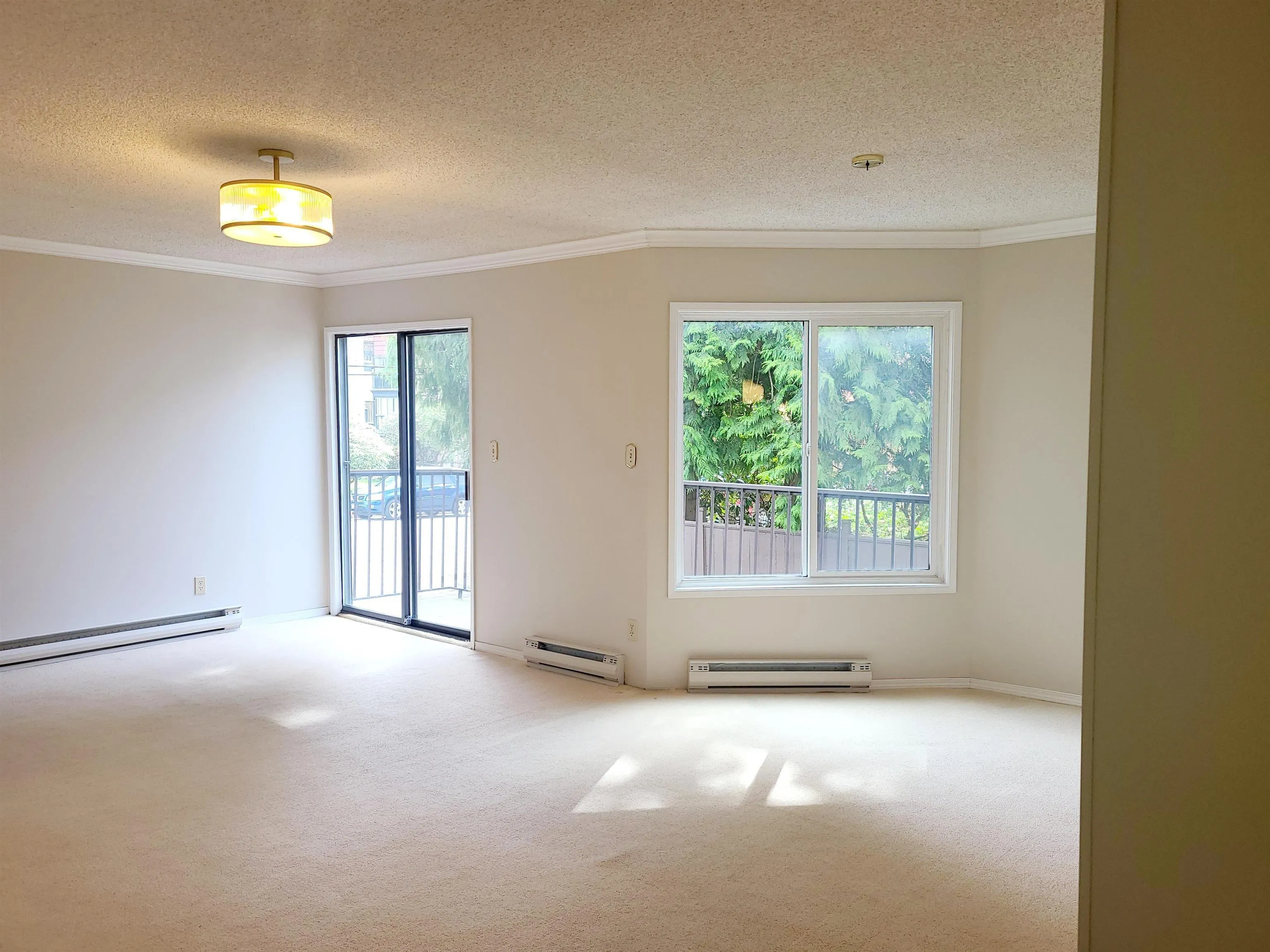 1521 Blackwood Street #111