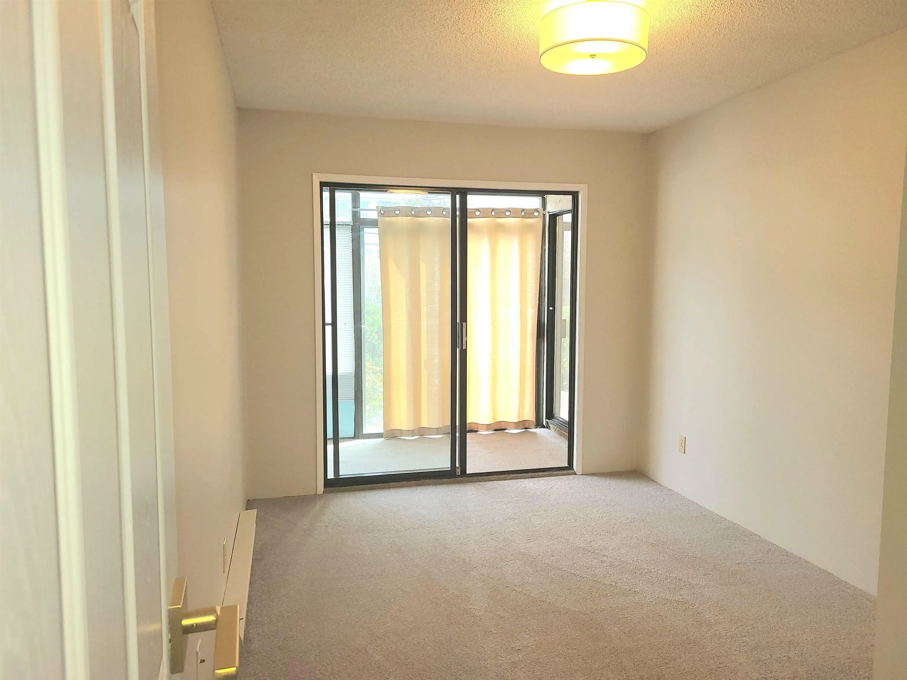 1521 Blackwood Street #111