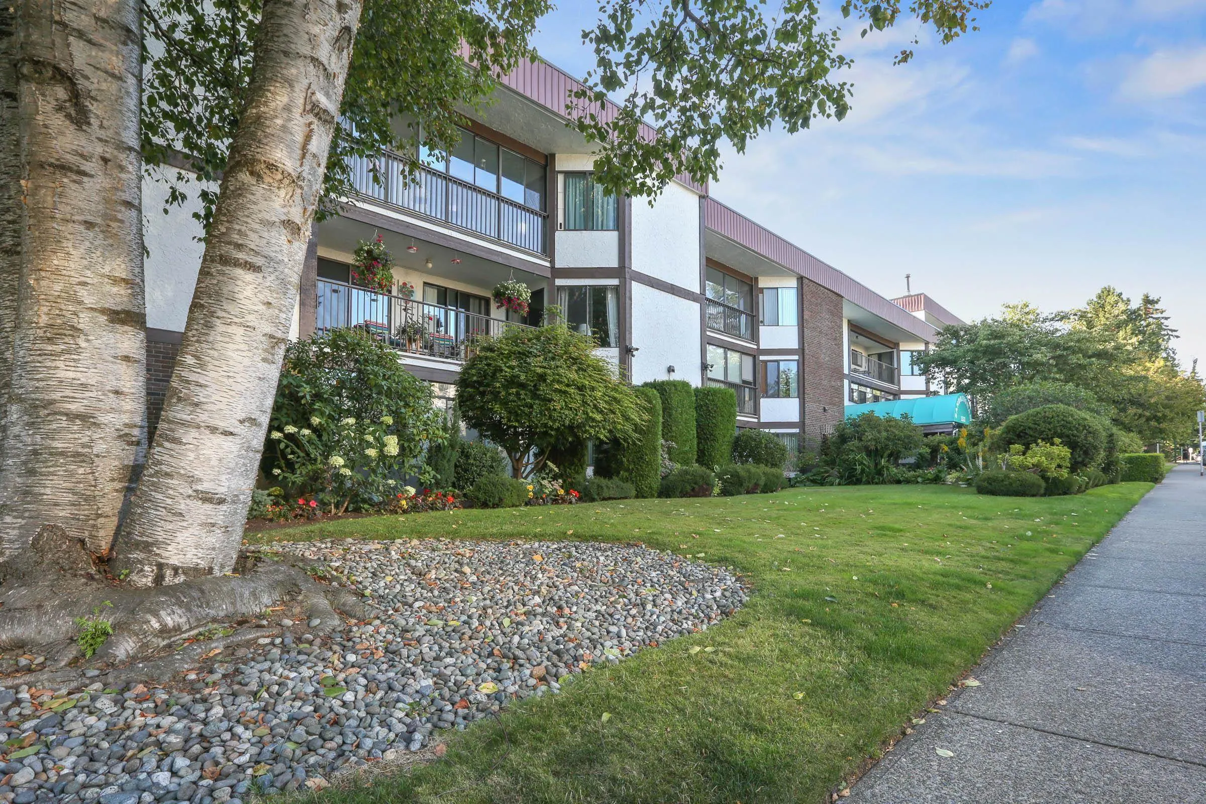 1521 Blackwood Street #111