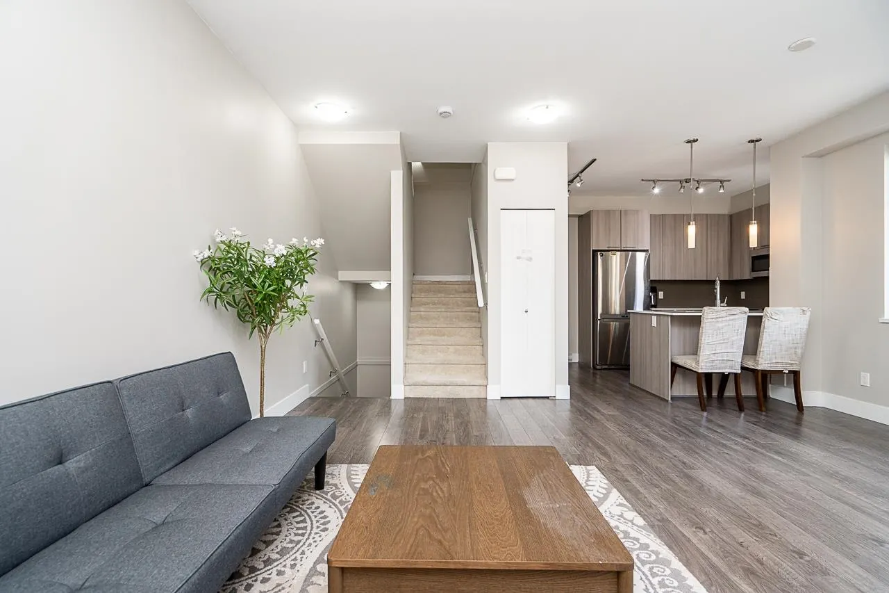 19433 68 Avenue #68