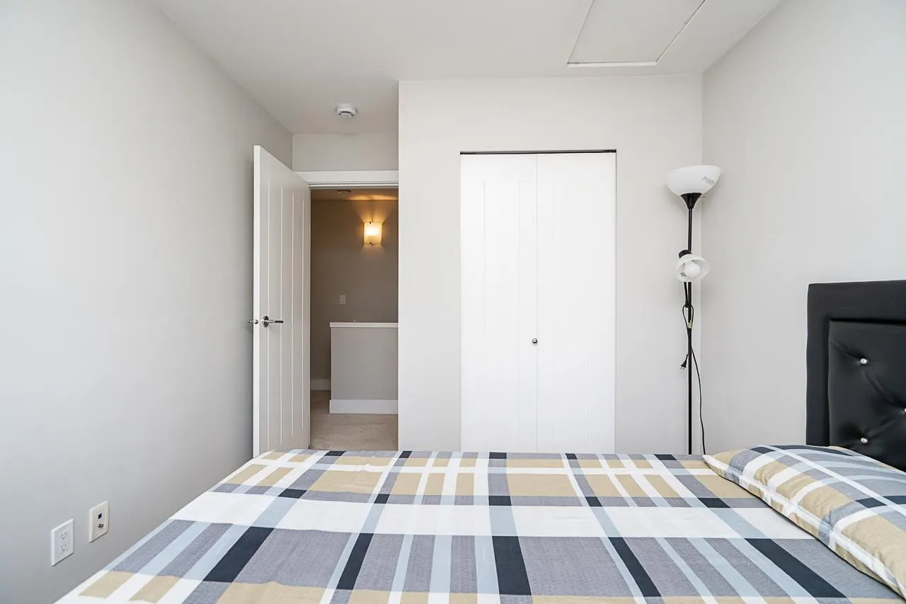 19433 68 Avenue #68