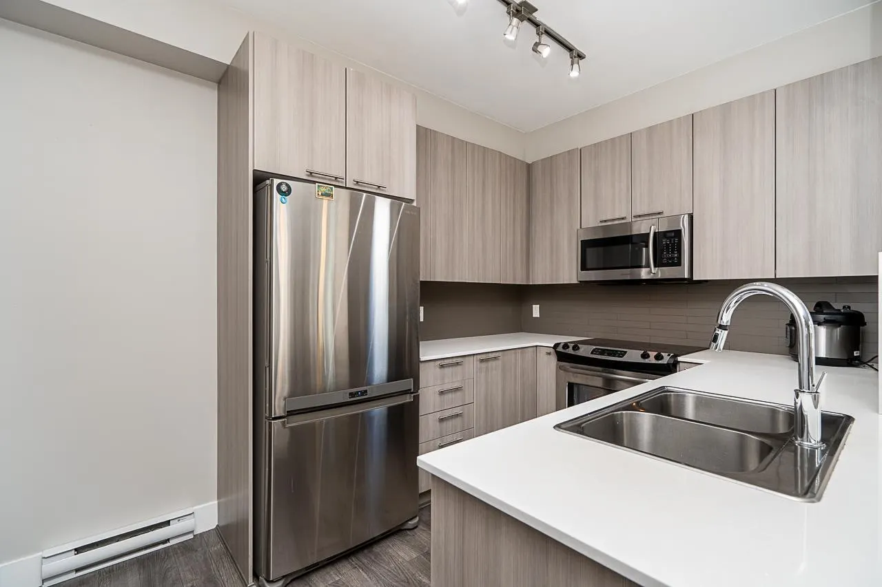 19433 68 Avenue #68