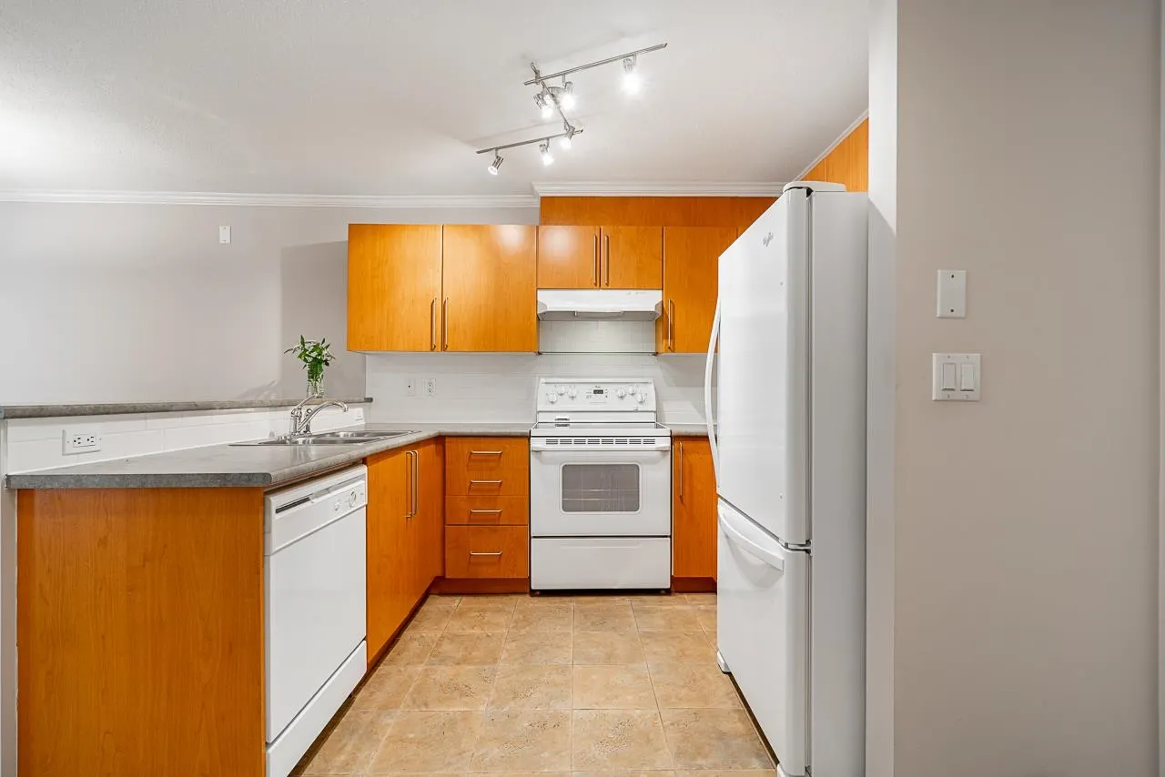 1150 E 29th Street #112