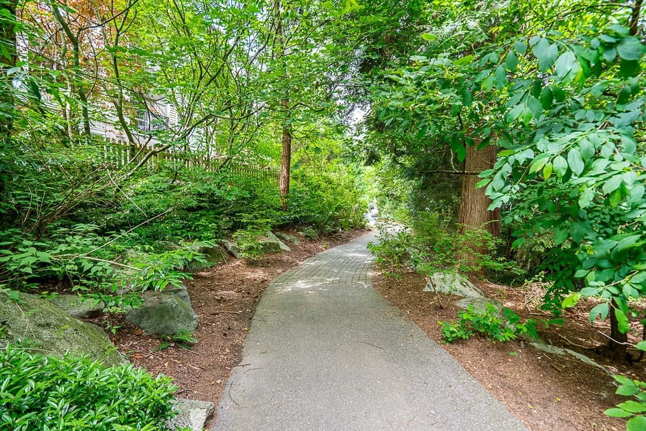 1150 E 29th Street #112