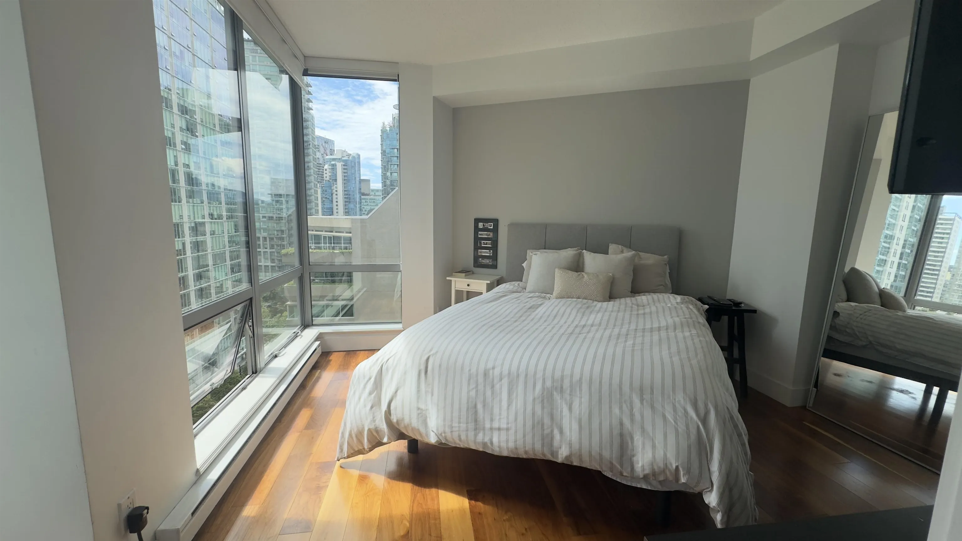 1228 W Hastings Street #1404