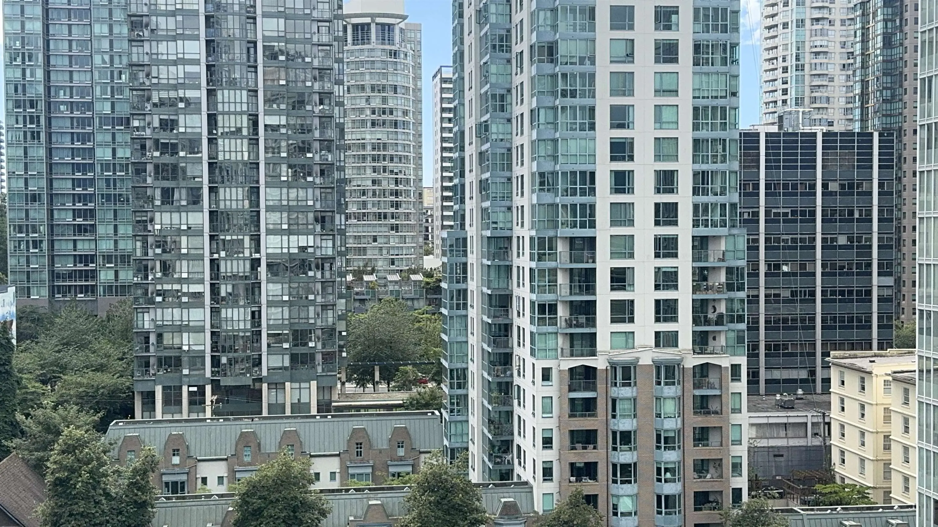 1228 W Hastings Street #1404