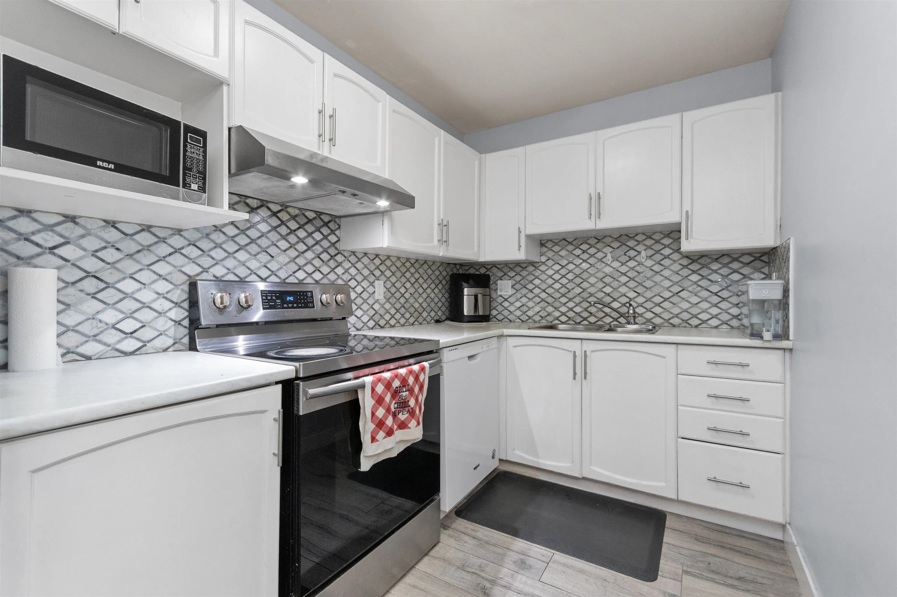 2964 Trethewey Street #311