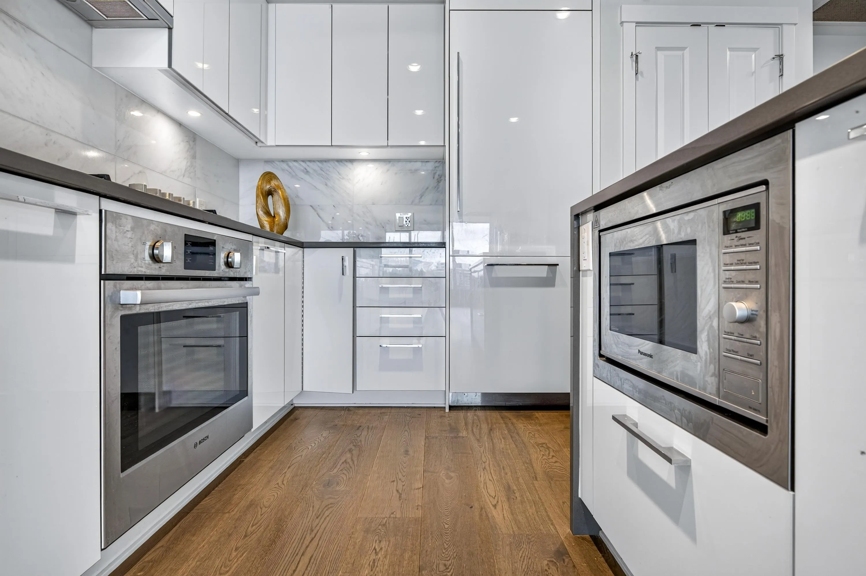 3487 Binning Road #1302