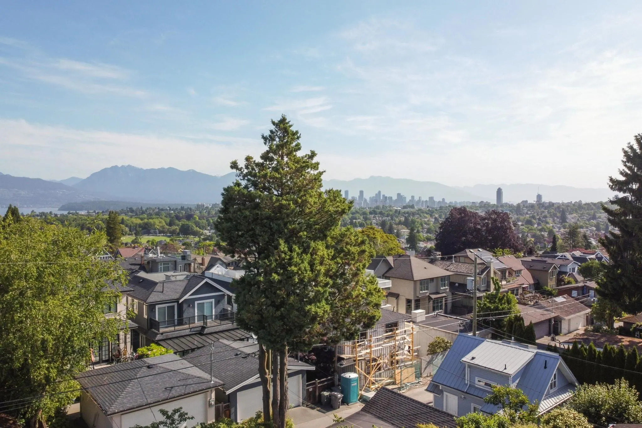 3149 W King Edward Avenue