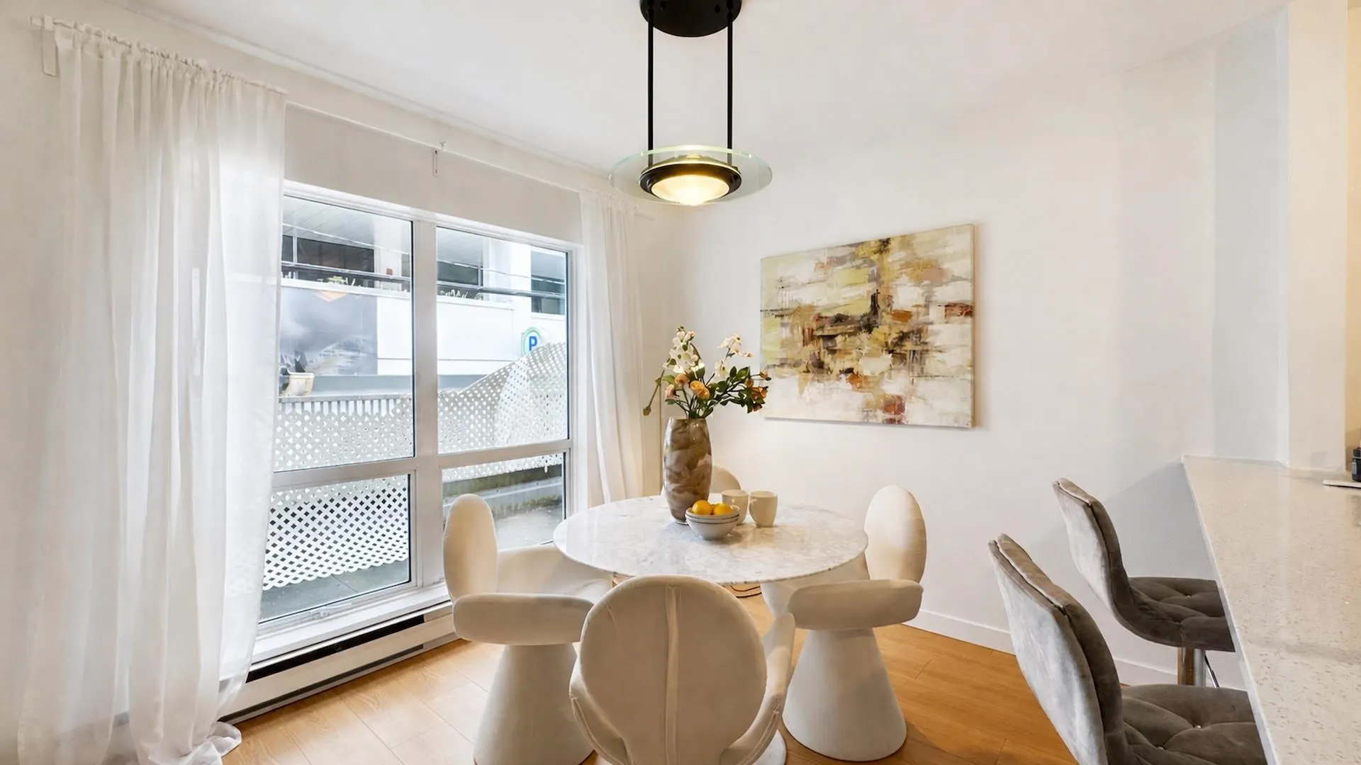 985 W 10th Avenue #103