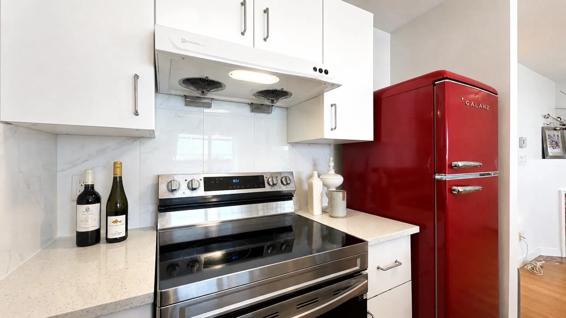 985 W 10th Avenue #103