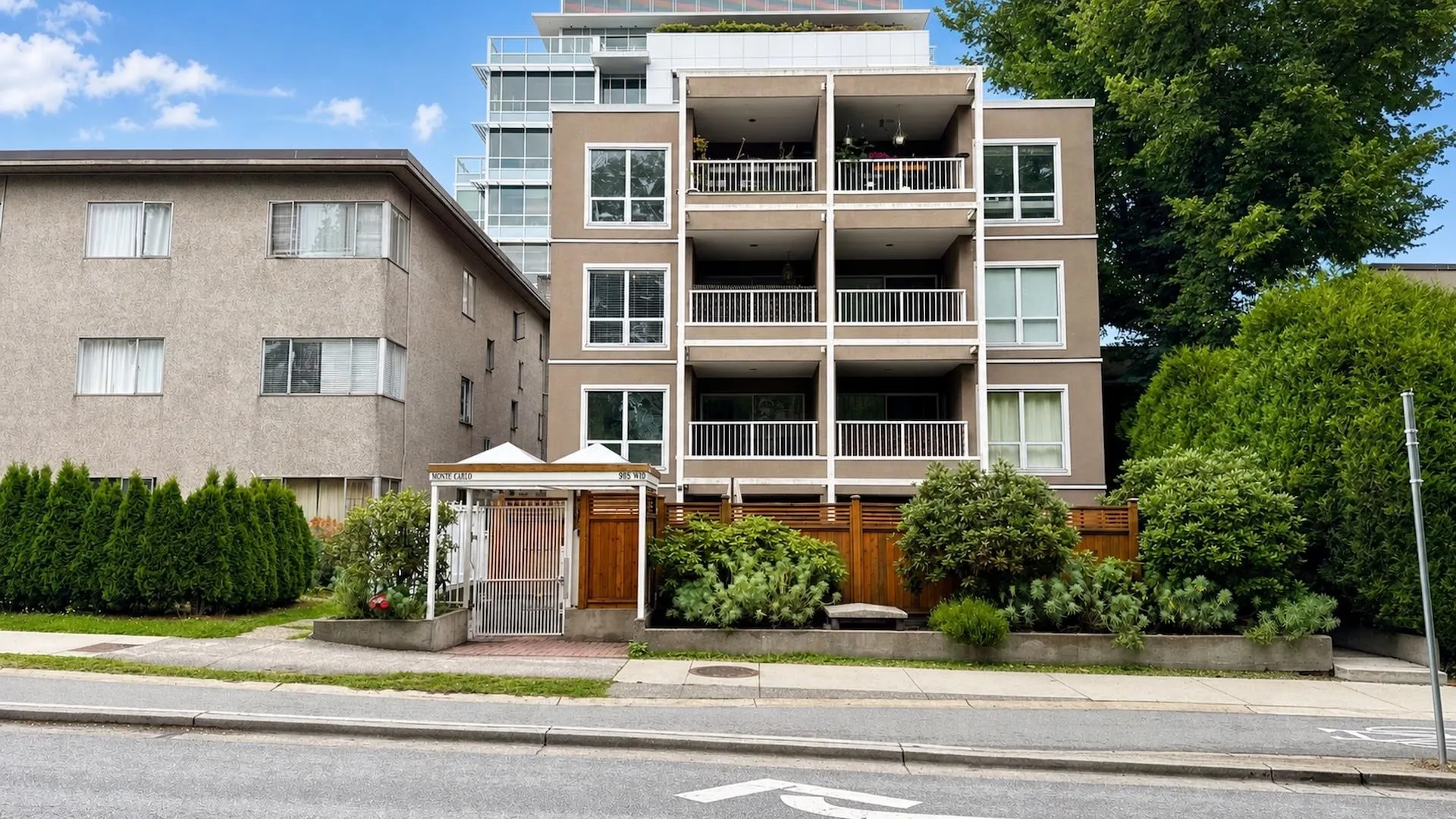 985 W 10th Avenue #103