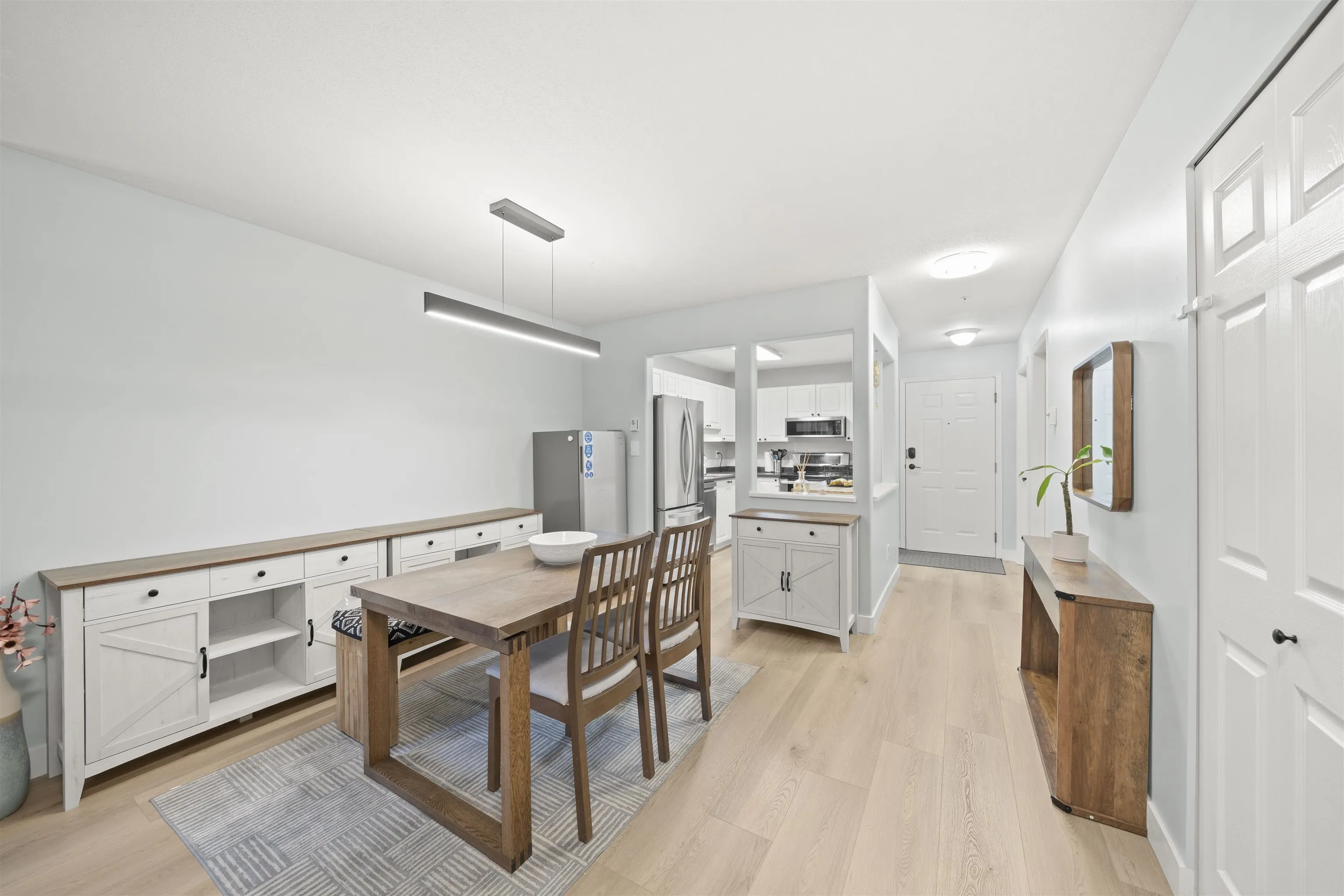 20189 54 Avenue #103