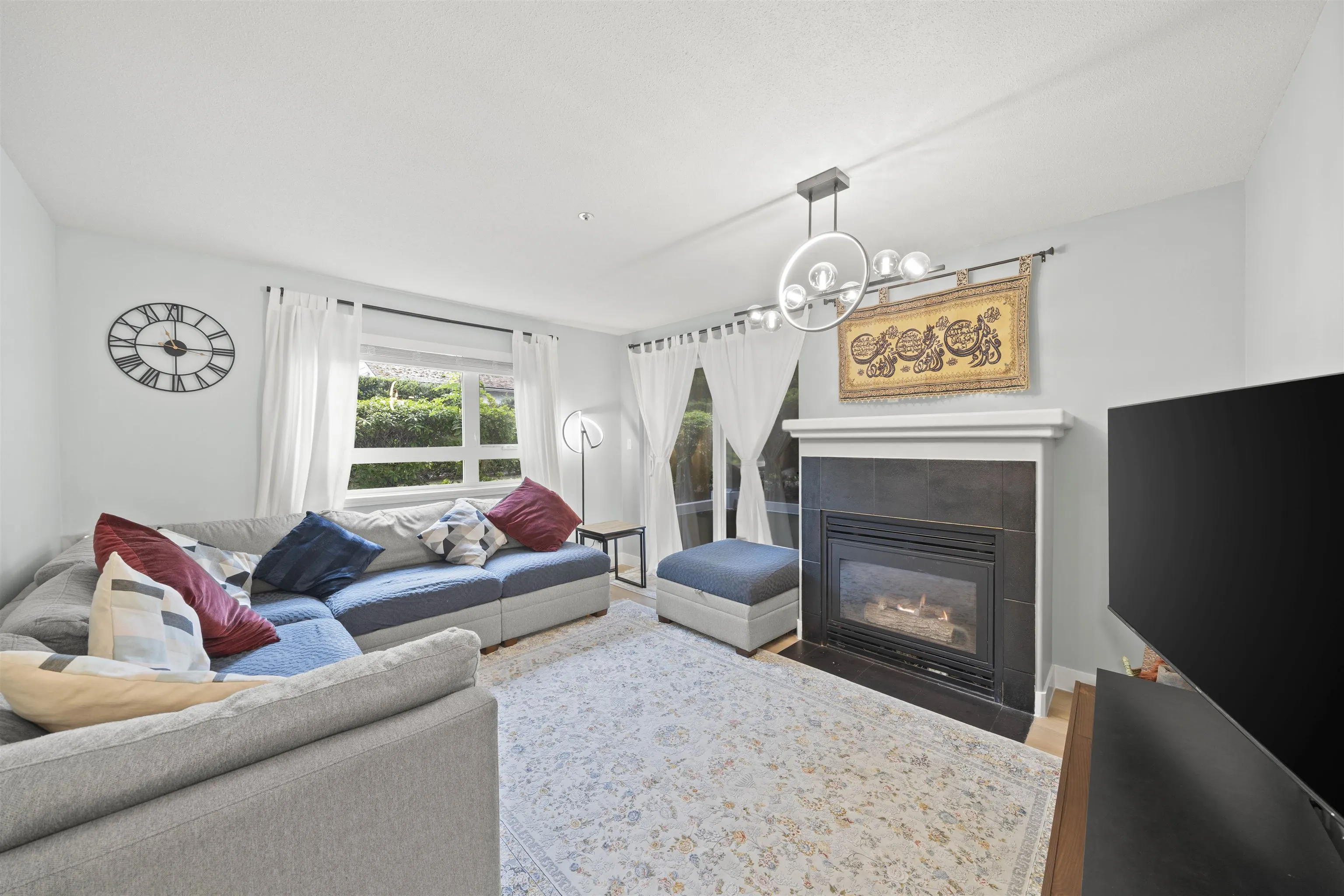 20189 54 Avenue #103