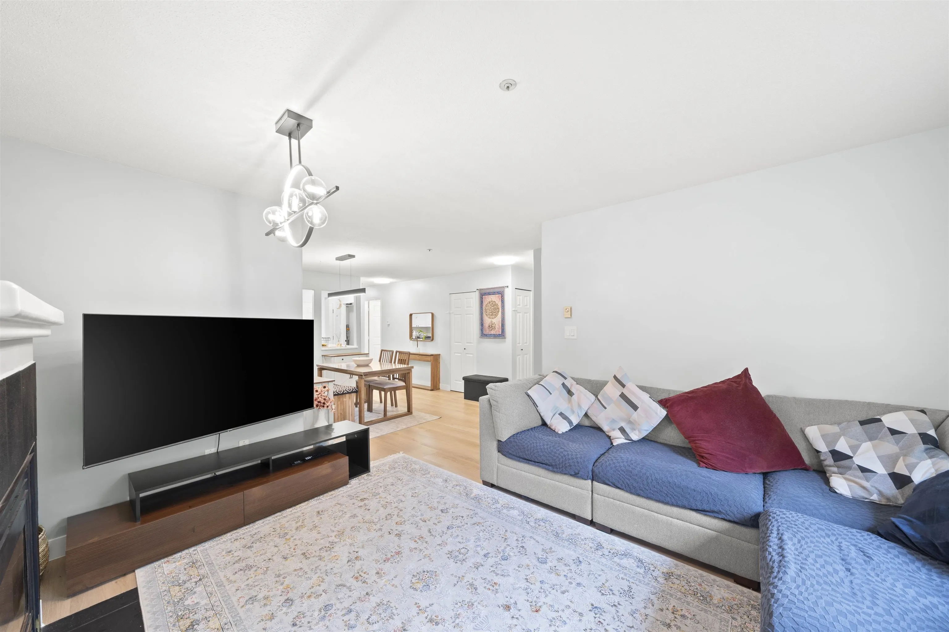20189 54 Avenue #103